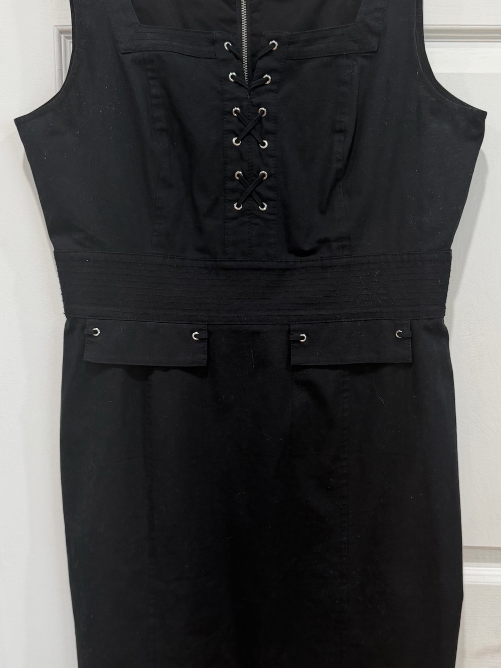 White House Black Market Black Sleeveless Lace-Up Front Sheath Dress